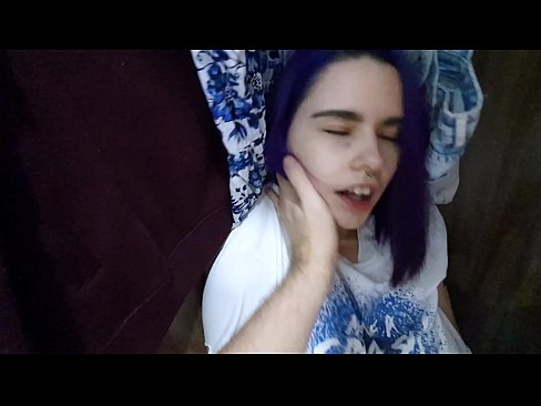 ❤️ 押し入れの中の姉ちゃんを発見し、イクのを手伝う ❤  at us ja.trysex.ru ❌️
